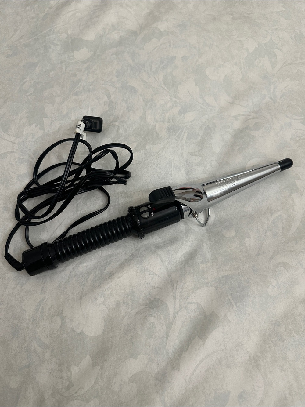 Unbranded Black & Silver Conical Curling Iron – Precision Styling Tool